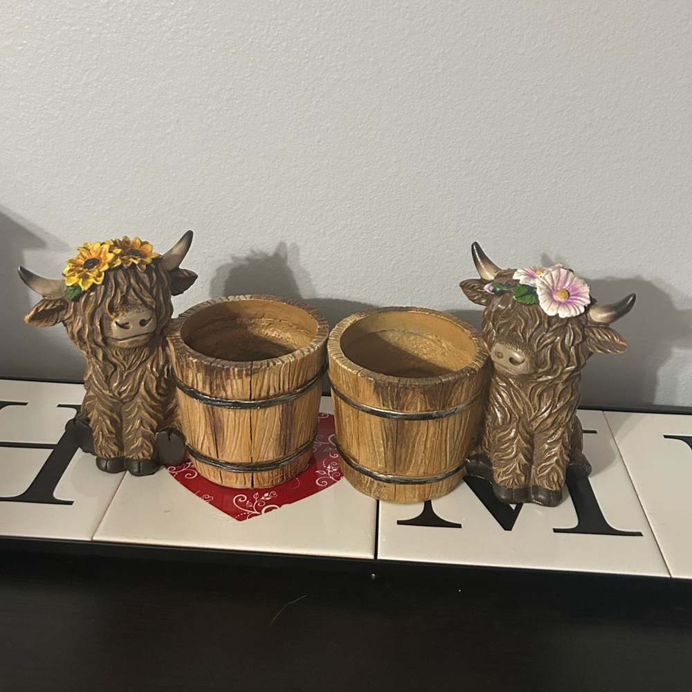 Hobby Lobby Highland Cow Figurine Resin Planter Set Floral Farmhouse Decor NEW